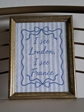 New!Viral I See London,I See France Wall Art